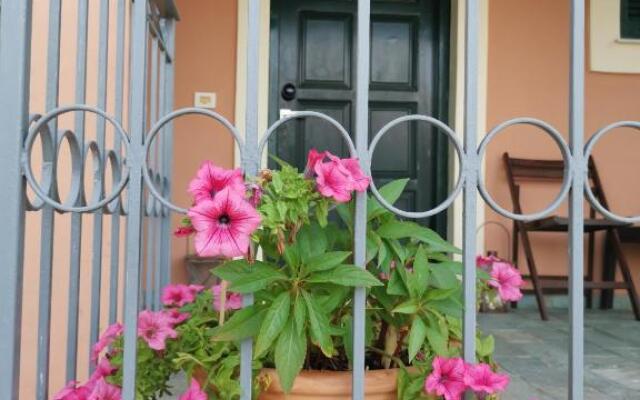 Lora's House
