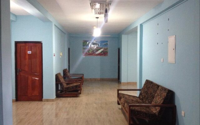 Hotel Blue Whale
