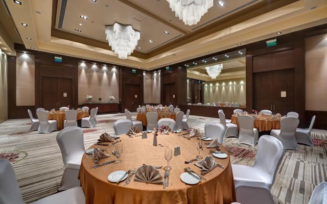 Crowne Plaza Duqm