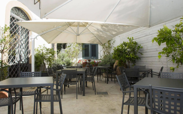 Palazzo Brunaccini Boutique Hotel