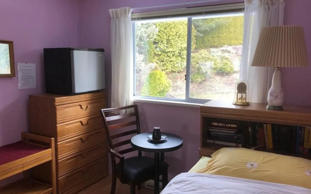 Honeysuckle House