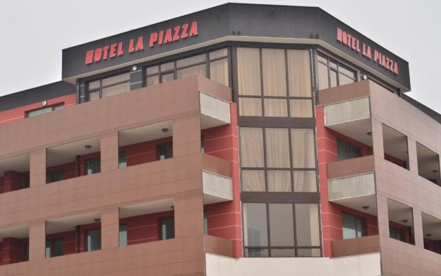 Hotel "La Piazza"