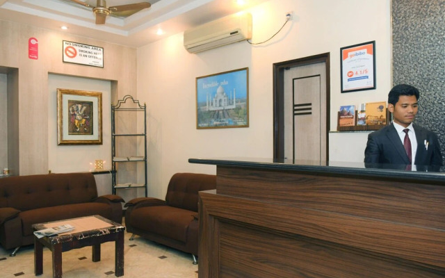 OYO 29301 Hotel Jora Palace