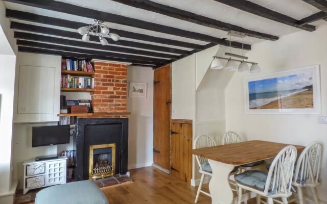 Waverley Cottage
