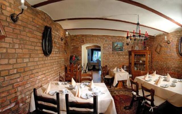 Kurort Agnes Willa Sanssouci-Dauc LTD