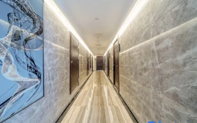 Xingyue Hotel (Chongqing Yuelai Exhibition Center)