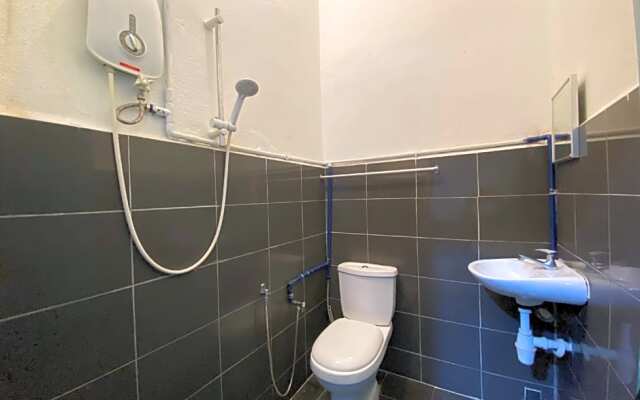 Spot on 90293 Sk Budget Hotel