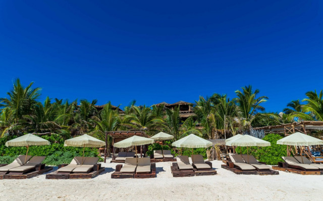 Kanan Tulum Treehouse, Rooftop, Beach Club & Spa - Adults Only