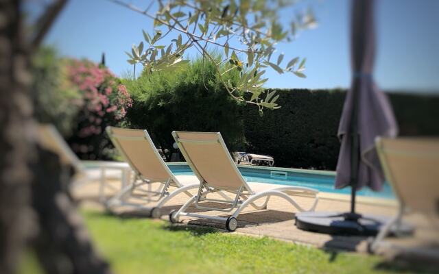 Le Pré du Moulin - Maison Alonso - Hôtel Restaurant