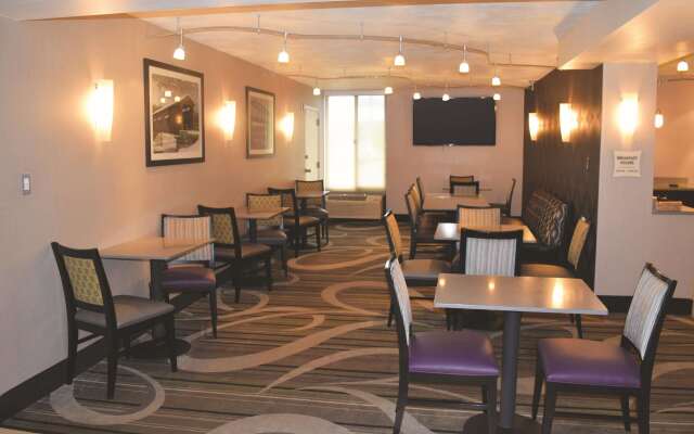 La Quinta Inn by Wyndham Binghamton - Johnson City