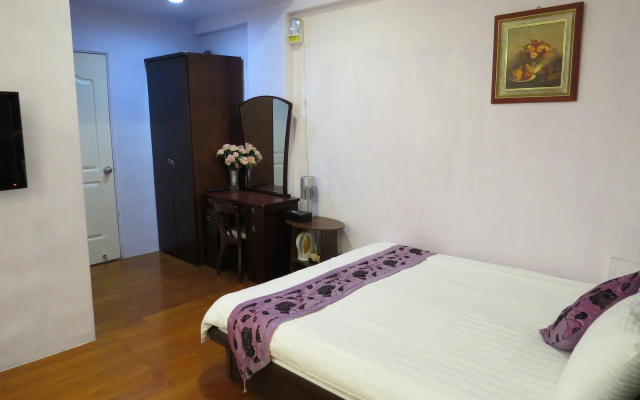 Dongshan River Left bank B&B