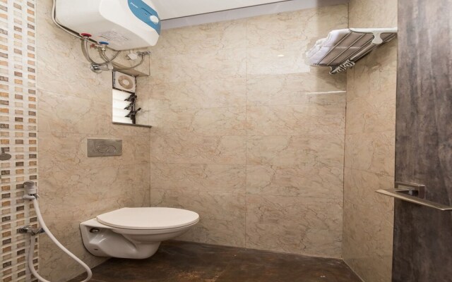 OYO 10614 Hotel Glassotel