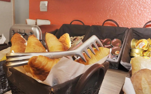 Hotel Carladez Cambronne