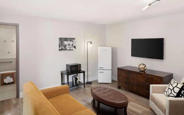 Watt Hotel Rahway, Tapestry Collection by Hilton