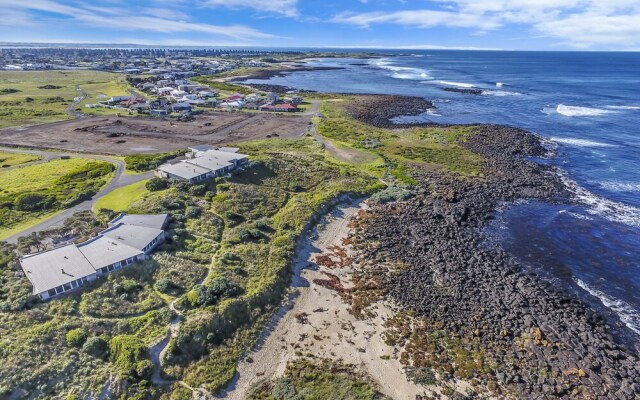 Hearn's Beachside Villa 2