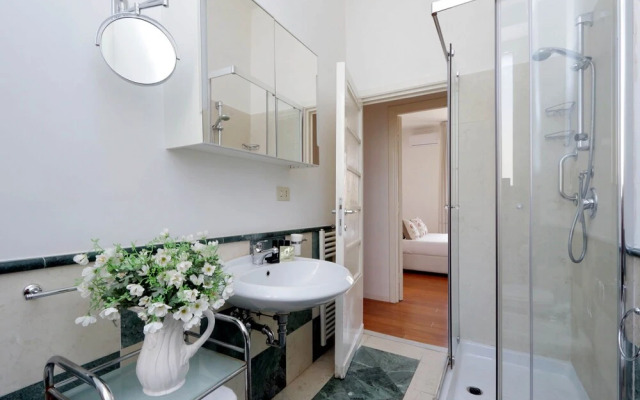 Colosseo Charme - My Extra Home