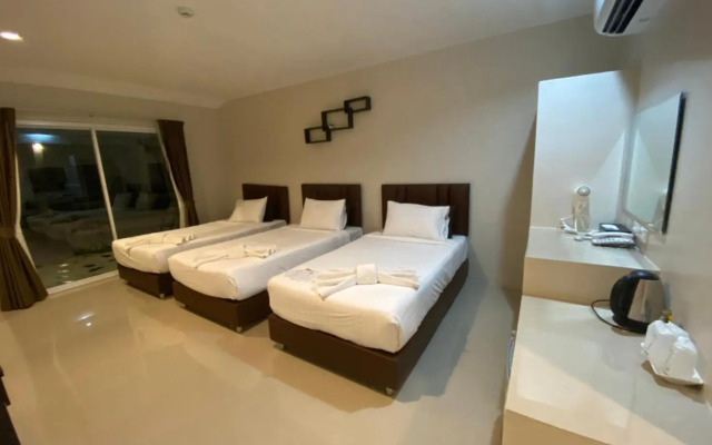Macan Resort