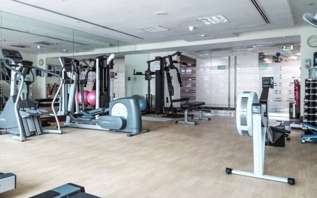 Fashionable 1BR in the Trendy Jlt! Sleeps 4!
