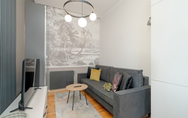 Poznań Stylish Grey by Renters