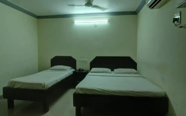 Vasantham Inn By OYO Rooms