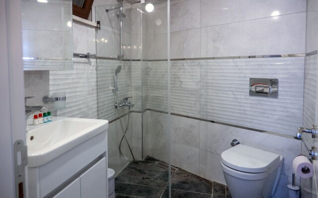 Ege Hotel