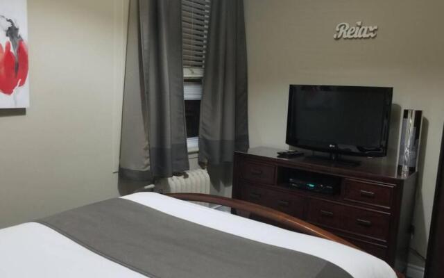 Cozy 1-BDR Suite #20 by Amazing Property Rentals