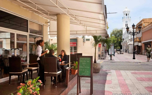 Novus Plaza