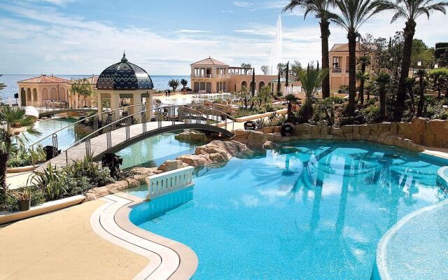 Monte-Carlo Bay Hotel & Resort