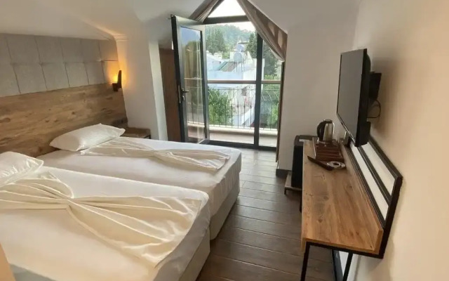 Miyas Luxury Hotel