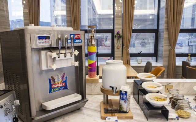 Kyriad Marvelous Hotel（Foshan Sanshui Wanda Plaza Branch）