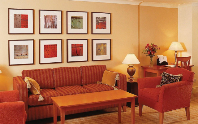 Best Western Plus Milford Hotel
