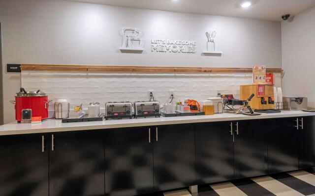 Hampton Inn & Suites DuPont
