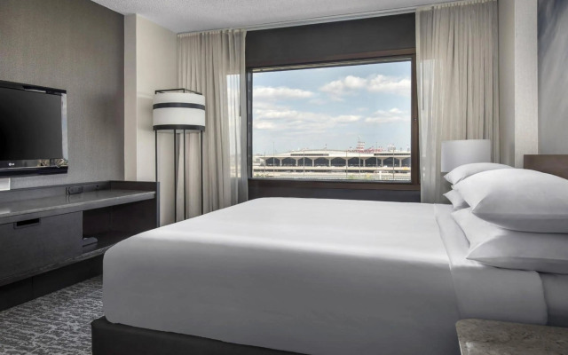 Newark Liberty International Airport Marriott