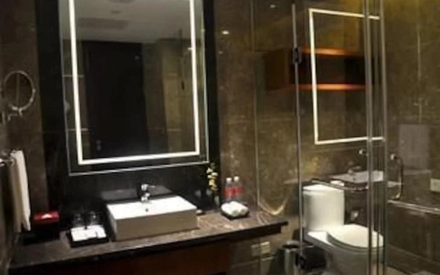 Ramada Plaza Chongqing