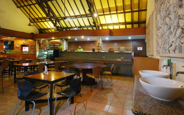 Yulia Beach Inn Kuta