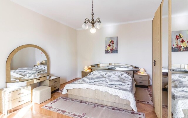Awesome Apartment in Pula With 2 Bedrooms and Wifi