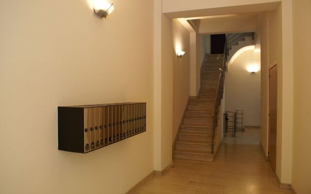 Fisa Rentals Aribau Apartments