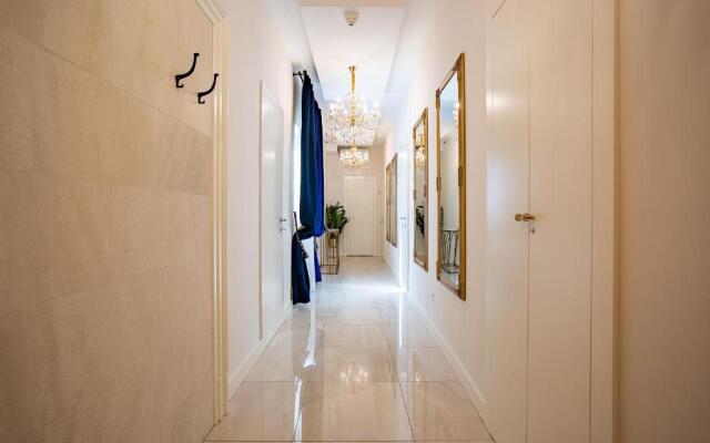 Split Best4Stay Luxury Rooms
