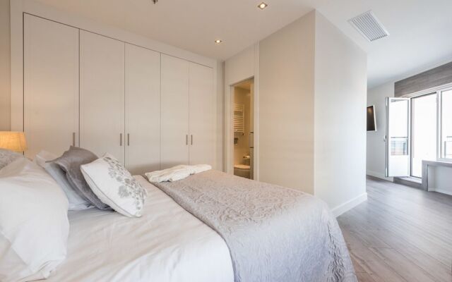 Torre de Madrid Executive - MADFlats Collection