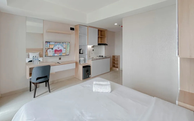 Studio Modern Style at Grand Sungkono Lagoon Apartment