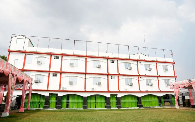 Oyo 41923 Prema Kunj Resort