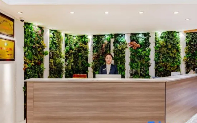 Anqing Mingjia Hotel
