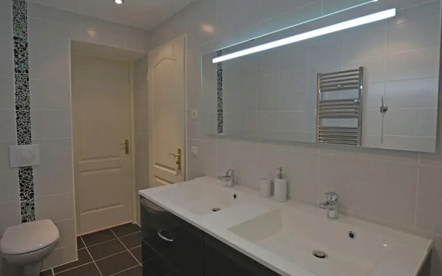 Beautiful Villa in Vidauban with Swimming Pool