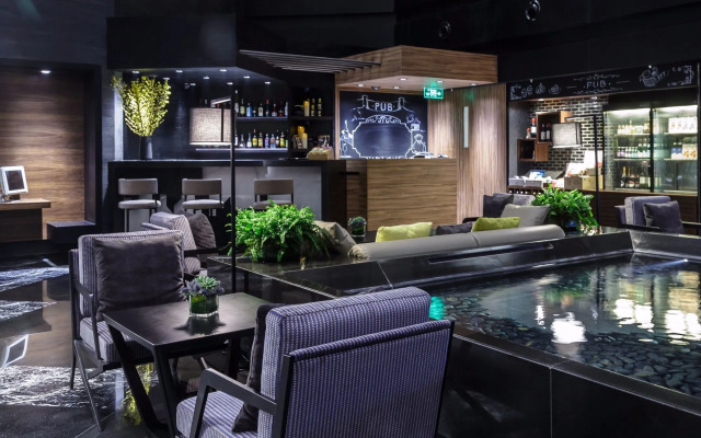 Jingguang Center Apartment