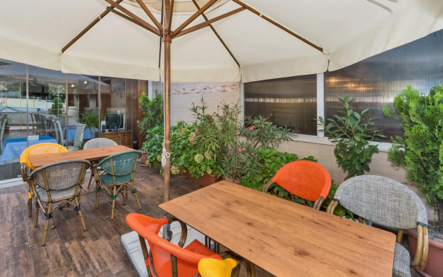 The Empress Theodora Hotel