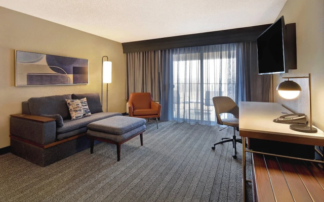 Courtyard by Marriott Cincinnati Airport