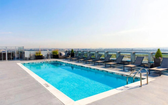 Deluxe Apartments - Arlington (Near DC) Fully Furnished