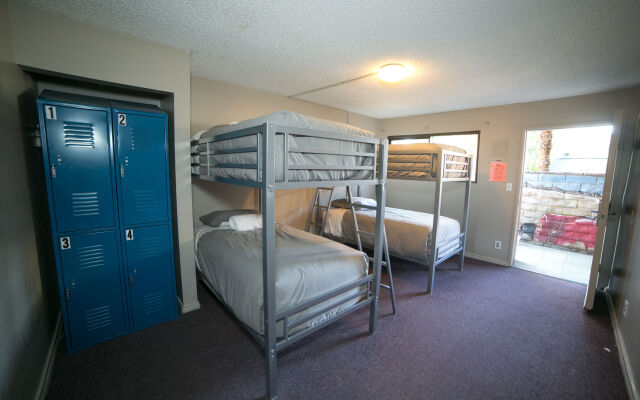 Motel 6 - Las Vegas, NV – Downtown Fremont St Experience