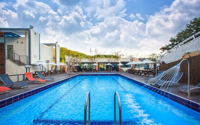 Doya Family Hotel