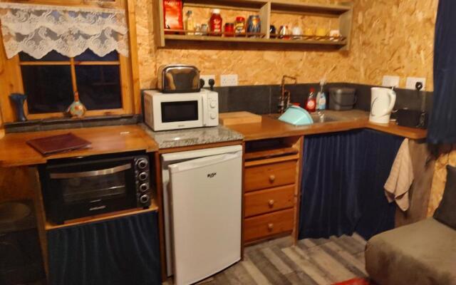 Hippy Shack Cabin, self contained @ Cartmel Aultbea
